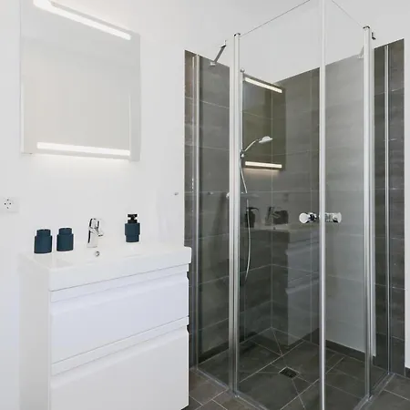 Apartment 2 Bedroom Lovely In Lembruch-duemmer
